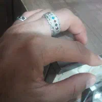 انگشتر چند نگین
