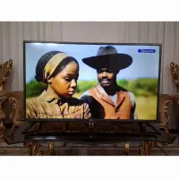 یک دستگاه تلویزیون LED32|تلویزیون و پروژکتور|بروجرد, |دیوار