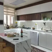 اپارتمان ۹۵ متری/جنوبی/نزدیک حاشیه/مسکن اکبری