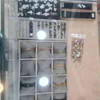 فروش دکور استند انگشتر،دستبند، ساعت،شیشه عطر،مانکن|فروشگاه و مغازه|قم, باجک یک|دیوار