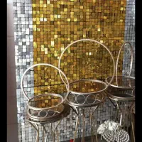 جایگاه با گل مصنوعی تزیین شده ،کرسی و عروسک|گل مصنوعی|بروجرد, |دیوار