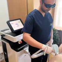 لیزر موهای زائد آقایان در چابکسر