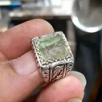 انگشتر زمرد