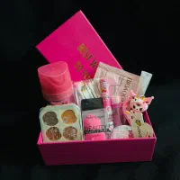 سفارش انواع باکس و کادو و گل