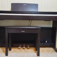 پیانو یاماها YDP144 در حد نو