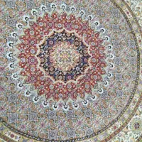 فرش دست باف گرد ۱.۵*۱.۵