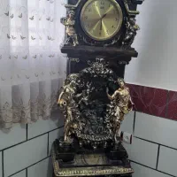 ساعت قدی آبنما شیک و تمیز