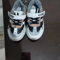 کتونی خارجی