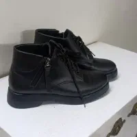 پوتین نو نو نونو|کیف، کفش، کمربند|ری, صفاییه (چشمه علی)|دیوار