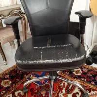 صندلی مدیریتی جک دار چرخان