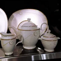 ظروف چینی نوری تاکه اصل، 12 نفره، لب طلایی کد9316|ظروف سرو و پذیرایی|تهران, بازار|دیوار