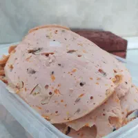 سفارش انواع سوسیس کالباس و ژامبون خانگی