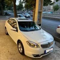 برلیانس H330 اتوماتیک 1500cc، مدل ۱۳۹۶