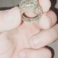 انگشتر شیر خورشید قدیمی هست قیمت توافقی|کلکسیون اشیاء عتیقه|کلارآباد, |دیوار