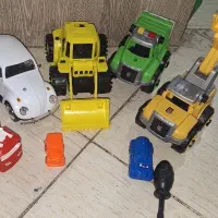 عروسک و ماشین همه با هم ۲۵۰ مقطوع|اسباب‌بازی بچه|قم, بنیاد|دیوار