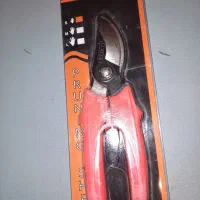 قیچی باغبانی