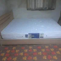 تخت خواب وتشک دونفره در حد نو|تخت و سرویس خواب|سپیدان, |دیوار