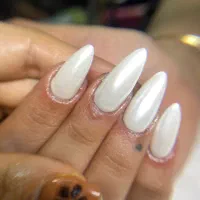 کاشت ناخن و خدمات ناخن|خدمات آرایشگری و زیبایی|کرمانشاه, |دیوار