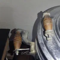 سماورنفتی کهنه|کلکسیون اشیاء عتیقه|کرمان, |دیوار