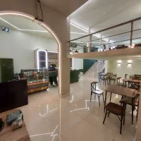 مغازه-240-متر-صادقیه