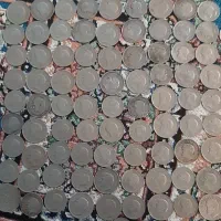 تعدادی سکه شاهنشاهی دونه ۱۰۰