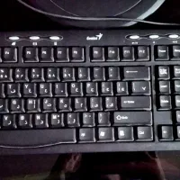 کیبورد در حد نو