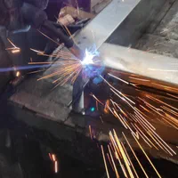 استخدام جوشکار CO2 ماهر
