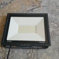 سلام پرژکتور درحد نو فقط یک بااستفاده شده