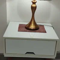 آباژور رومیزی به همراه میز نو