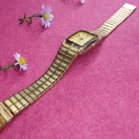 ساعت طلایی استیلی مناسب افراد بزرگسال|ساعت|میاندوآب, |دیوار