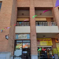 20-متر-رو-ی-نما-حیاط-اصلی