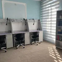 استخدام ناظر خانم برای سالن مطالعه