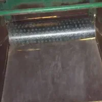 ماشین پسته پوست کن