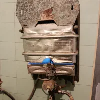 آبگرمکن دیواری بوتان|آبگرمکن، پکیج، شوفاژ|شاهین‌شهر, شهرک سایت|دیوار