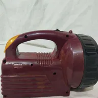 چراغ دستی قدیمی