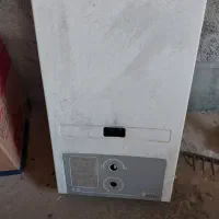 دوعدد آبگرمکن دیواری