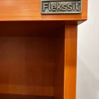 کتابخانه|کتابخانه، شلف، قفسههای دیواری|کیش, |دیوار