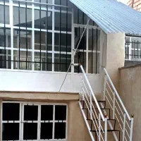 خانه مسکونی دو طبقه جانوره