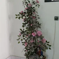 گلدان گل مصنوعی