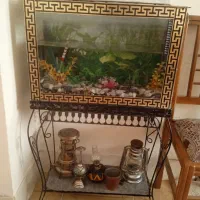 اکواریوم همراه با پایه