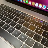 MacBook Pro ( 15 - inch ) 2017