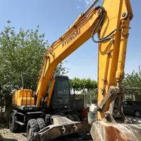 بیل مکانیکی لاستیکی هیوندا200