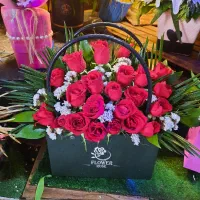 چند عدد باکس گل طبیعی تخفیف خورده تا امشب