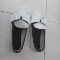 کیف و کفش|کیف، کفش، کمربند|شاهینشهر, عطار|دیوار