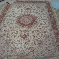 کارشناس تخصصی و خریدار فرش دستباف