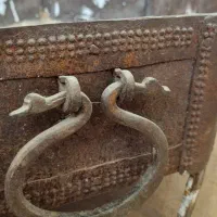 منقل قدیمی و تلویزیون ۳کاره قدیمی|صنایع دستی و سایر لوازم تزئینی|یزد, |دیوار