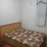 تخت خواب دو نفرە