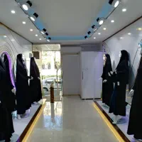 مغازه باز است