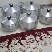 مقداری ظروف آشپزخونه|ظروف پختوپز|بروجرد, |دیوار