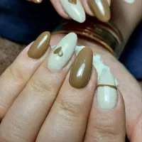 آفر ویژه خدمات ناخن در سالن|خدمات آرایشگری و زیبایی|شیراز, پودنک|دیوار